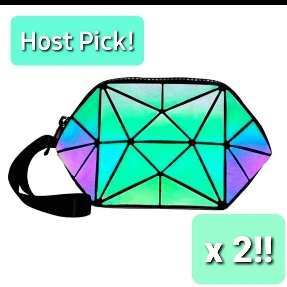 *3x Host Pick!!* Geometric Makeup Bags! 💄